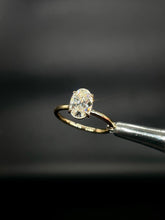 Load image into Gallery viewer, Miss. Lumen Grace 1,1 ct.
