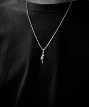 Load image into Gallery viewer, KNOT Pendant
